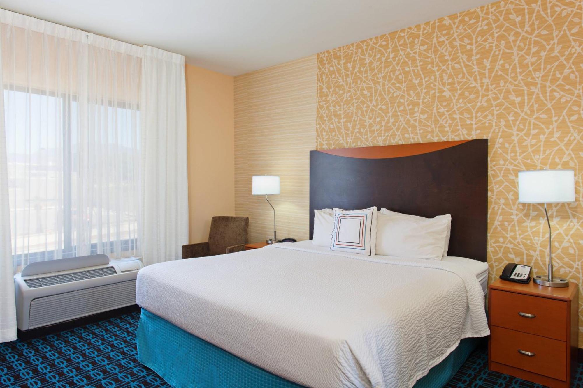 Fairfield And By Marriott 3*